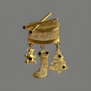 Vintage RVP Festive Gold Tone Christmas Brooch